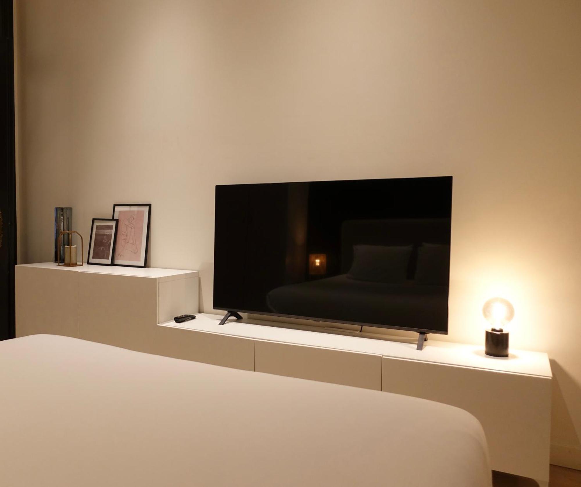 Luxury With Cosy Garden! Gand